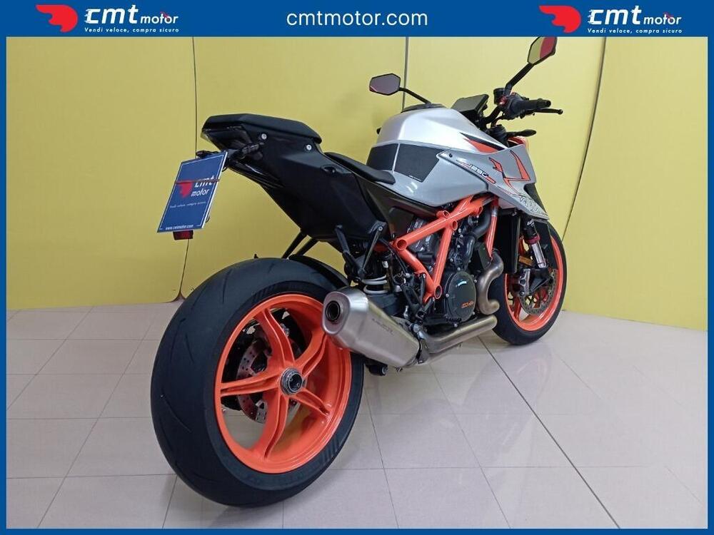 KTM 1290 Super Duke R (2022 - 23) (4)