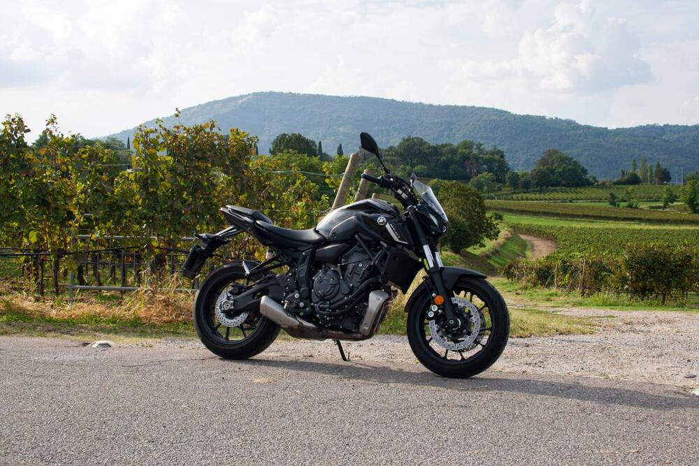 Yamaha MT-07 Pure (2023 - 25)