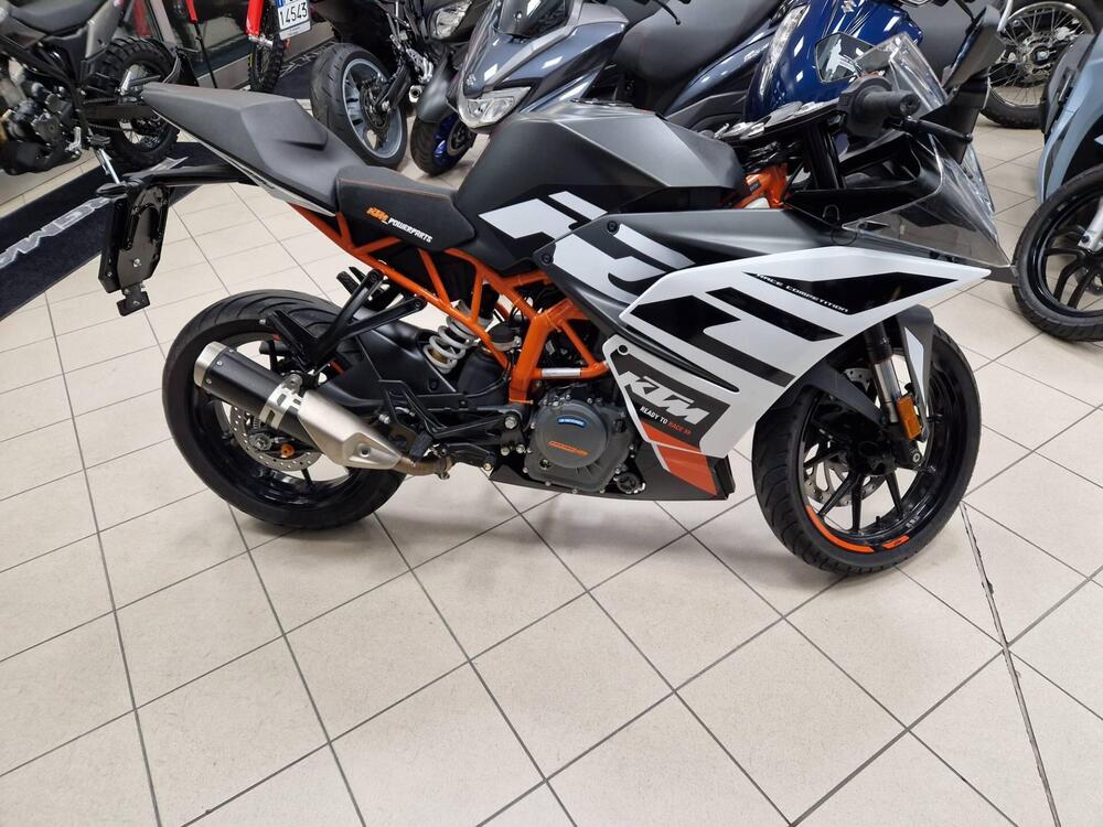 KTM RC 390 ABS (2017 - 20) (3)