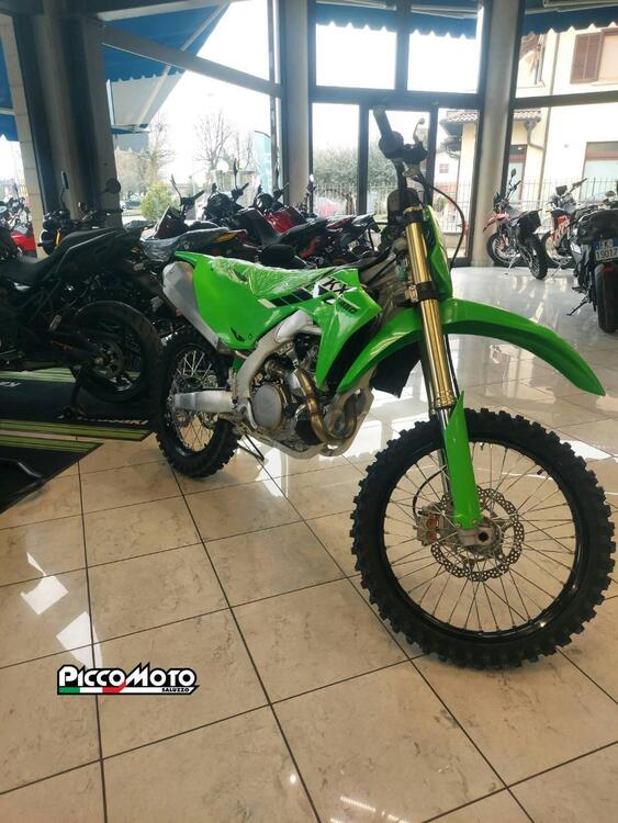 Kawasaki KX 450 (2025) (5)