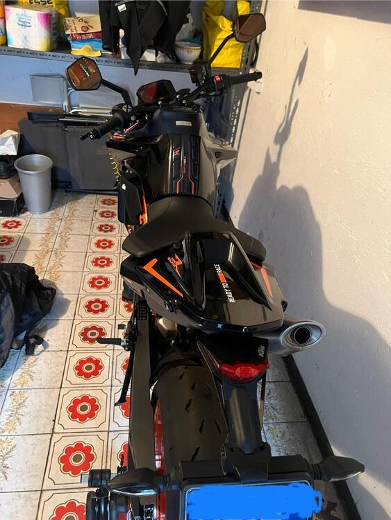 KTM 890 Duke R (2022 - 23) (3)