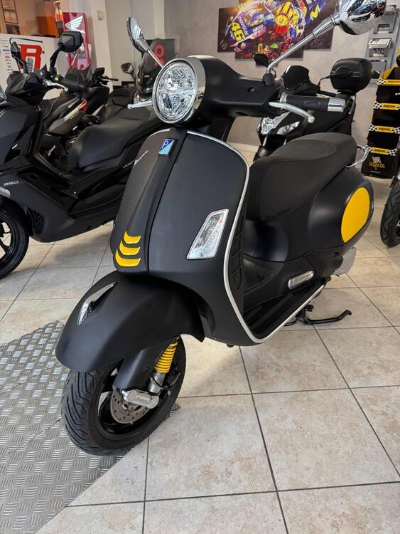 Vespa GTS 300 Hpe Super Tech (2019)