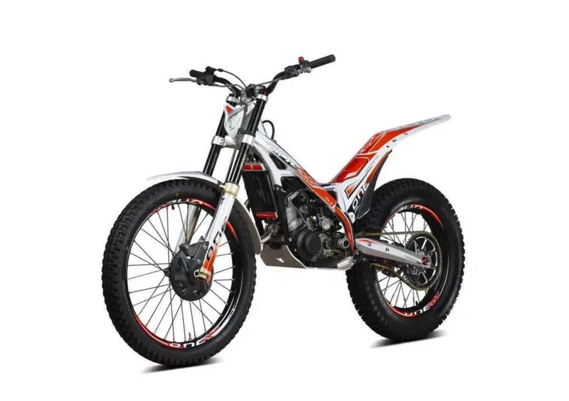 TRS Motorcycles One 80 One 80 RR (2024 - 26) (4)
