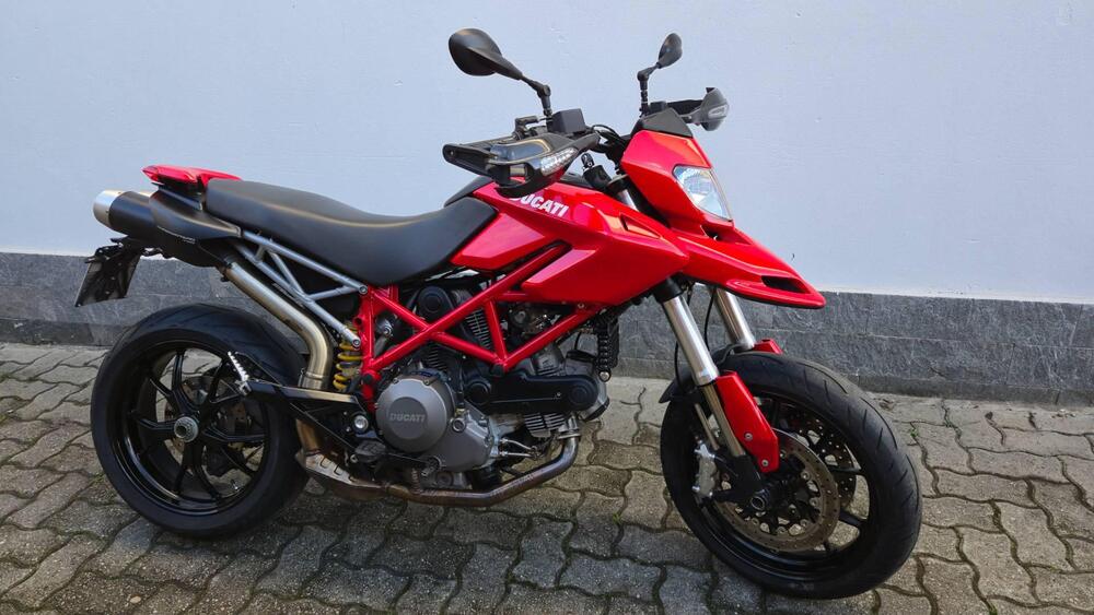 Ducati Hypermotard 796 (2012) (2)