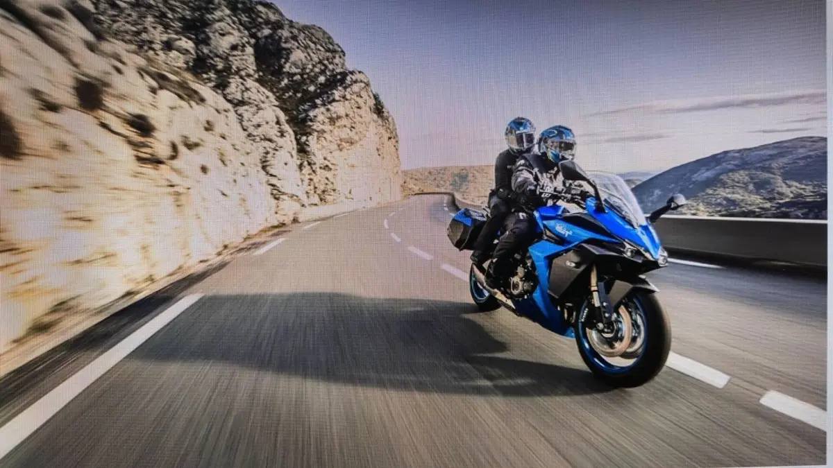 Suzuki GSX-S1000GT (2025 - 26) (2)