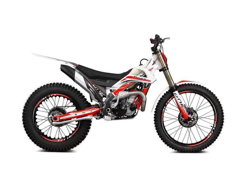 TRS Motorcycles XTrack 250 XTrack 250 RR AE (2024 - 25) (2)