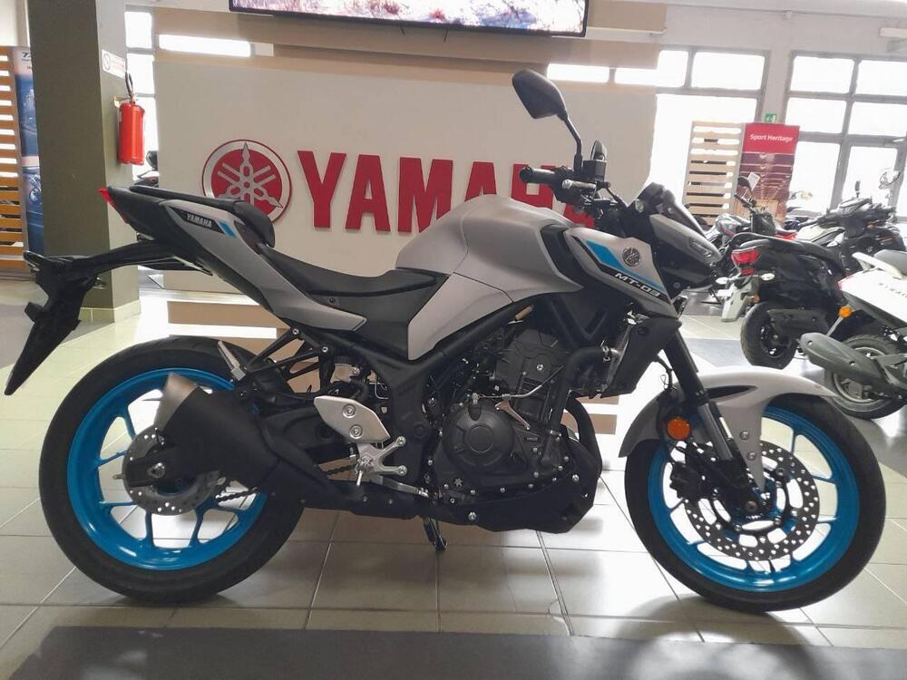 Yamaha MT-03 (2022 - 25) (4)