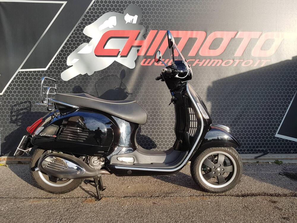 Vespa GTS 300 (2010 - 14) (2)