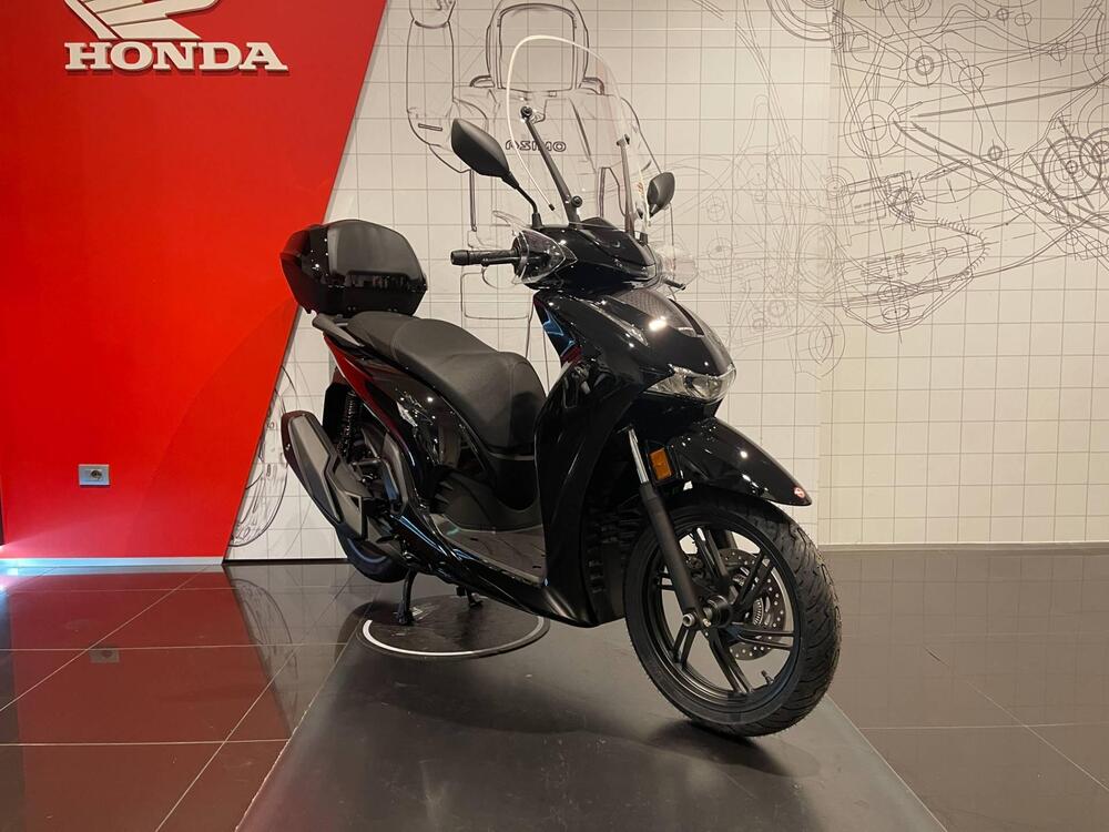 Honda SH 350i GT (2025) (3)