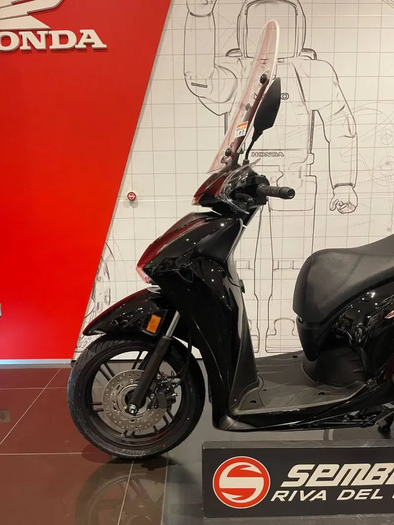Honda SH 350i GT (2025 - 26) (6)