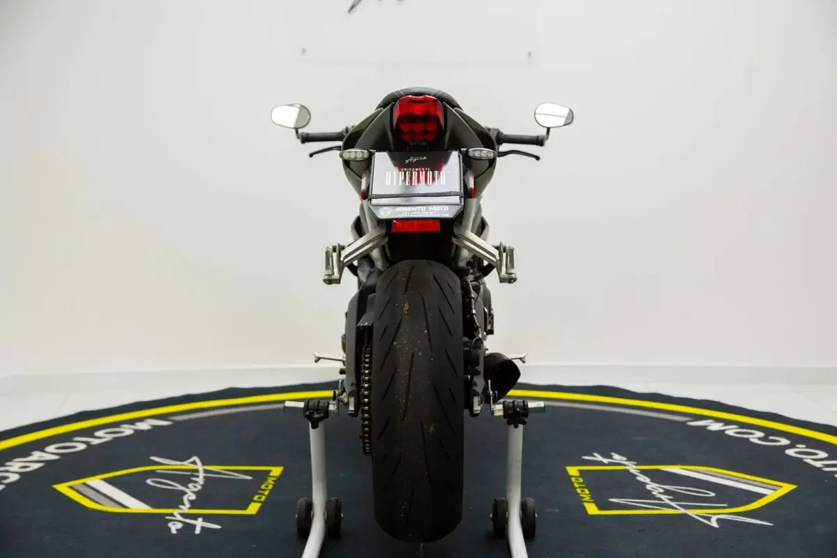 Triumph Street Triple RS (2017 - 19) (5)