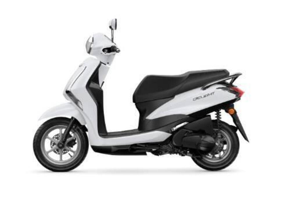 Yamaha D'Elight 125 (2021 - 25) (3)