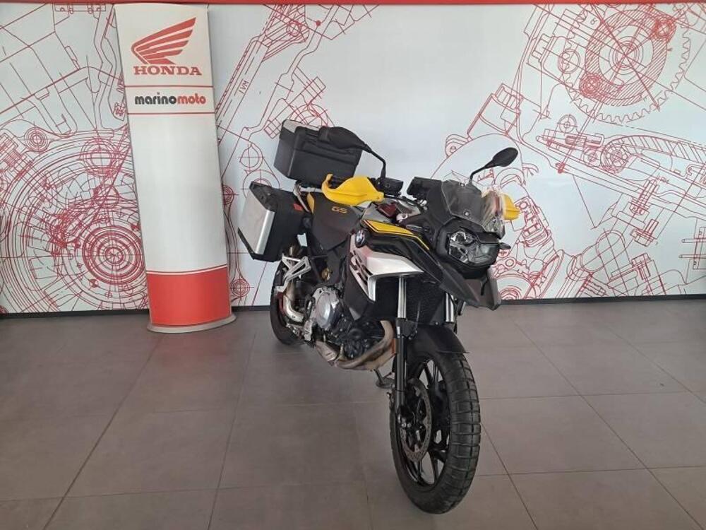 Bmw F 750 GS Edition 40 Years GS (2021) (2)