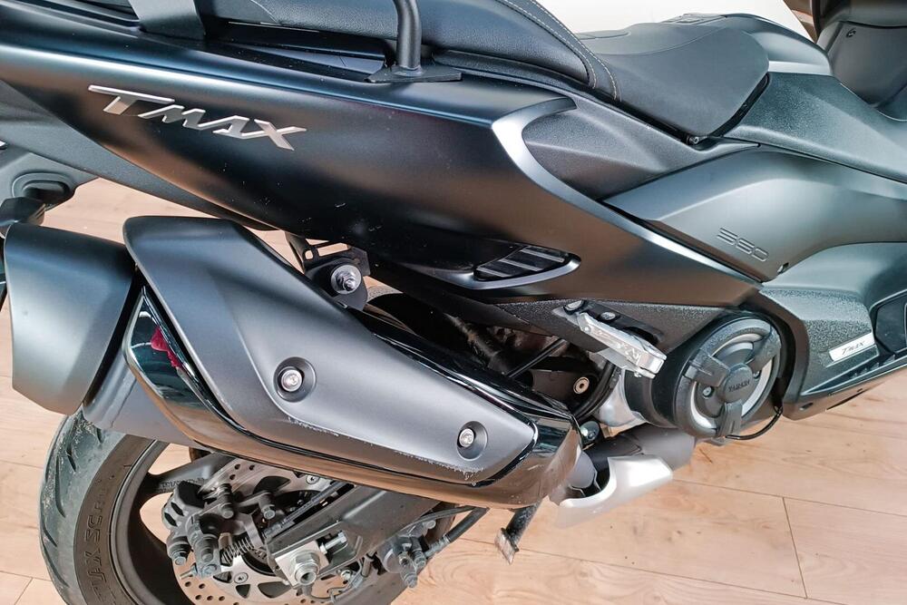 Yamaha T-Max 560 Tech Max (2020) (4)