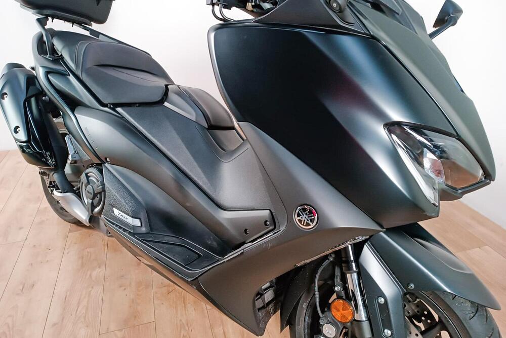 Yamaha T-Max 560 Tech Max (2020) (5)