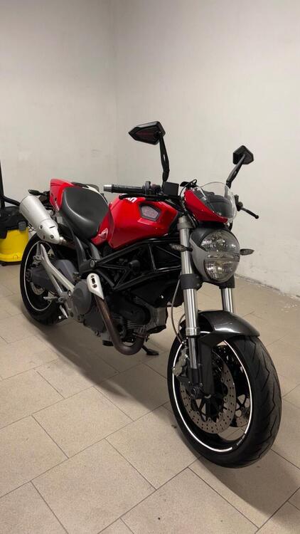 Ducati Monster 696 Plus (2007 - 14) (3)