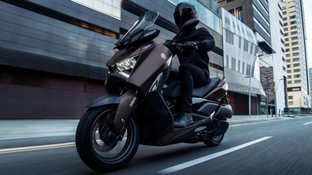 Yamaha X-Max 300 Tech Max (2021 - 24) (4)