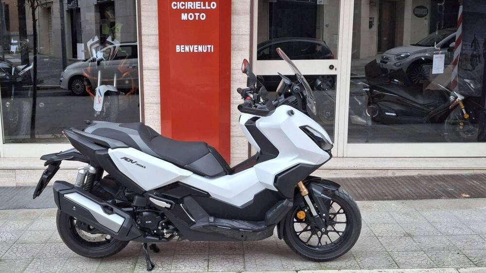 Honda ADV 350 (2022 - 24)