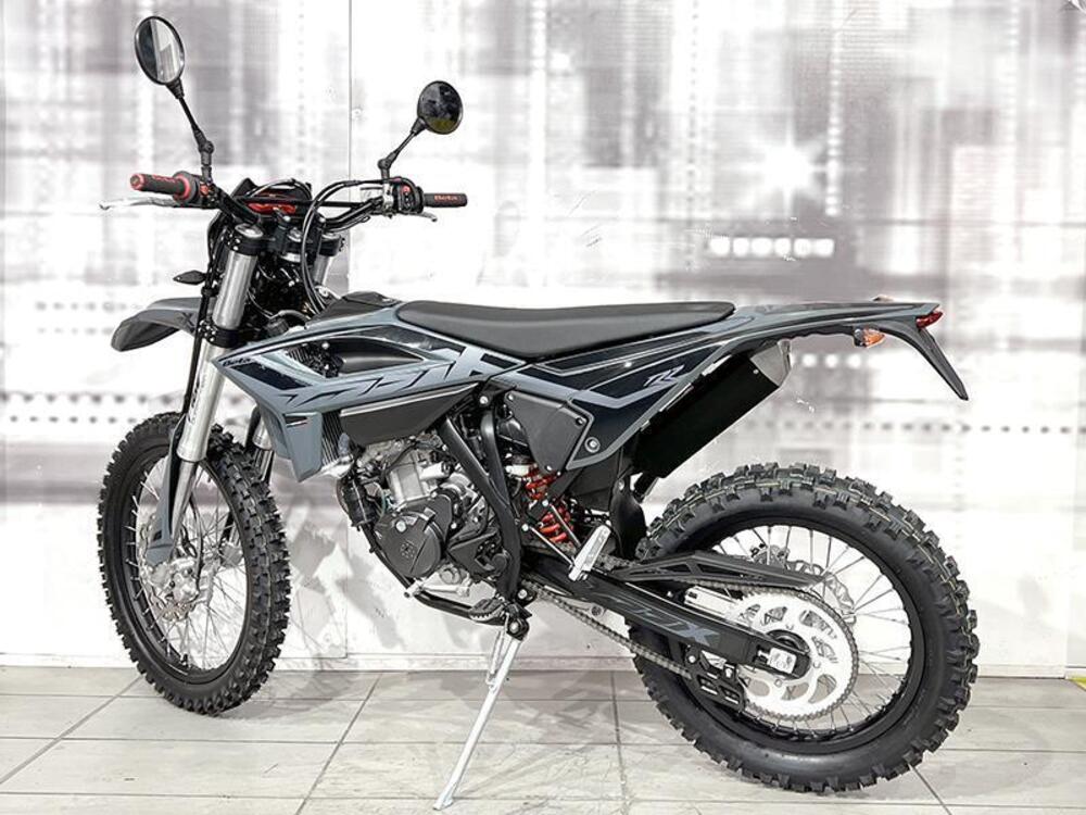 Betamotor RR 125 4T Enduro R (2024 - 25) (2)