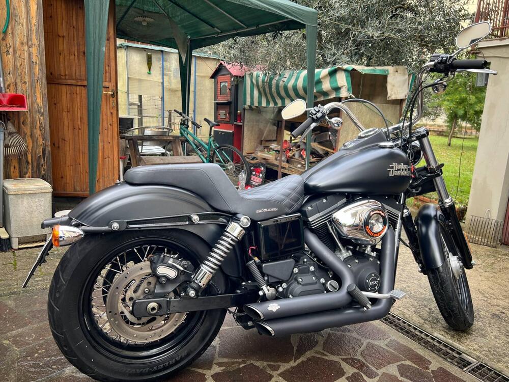 Harley-Davidson 1690 Street Bob Special (2015 - 16) - FXDB