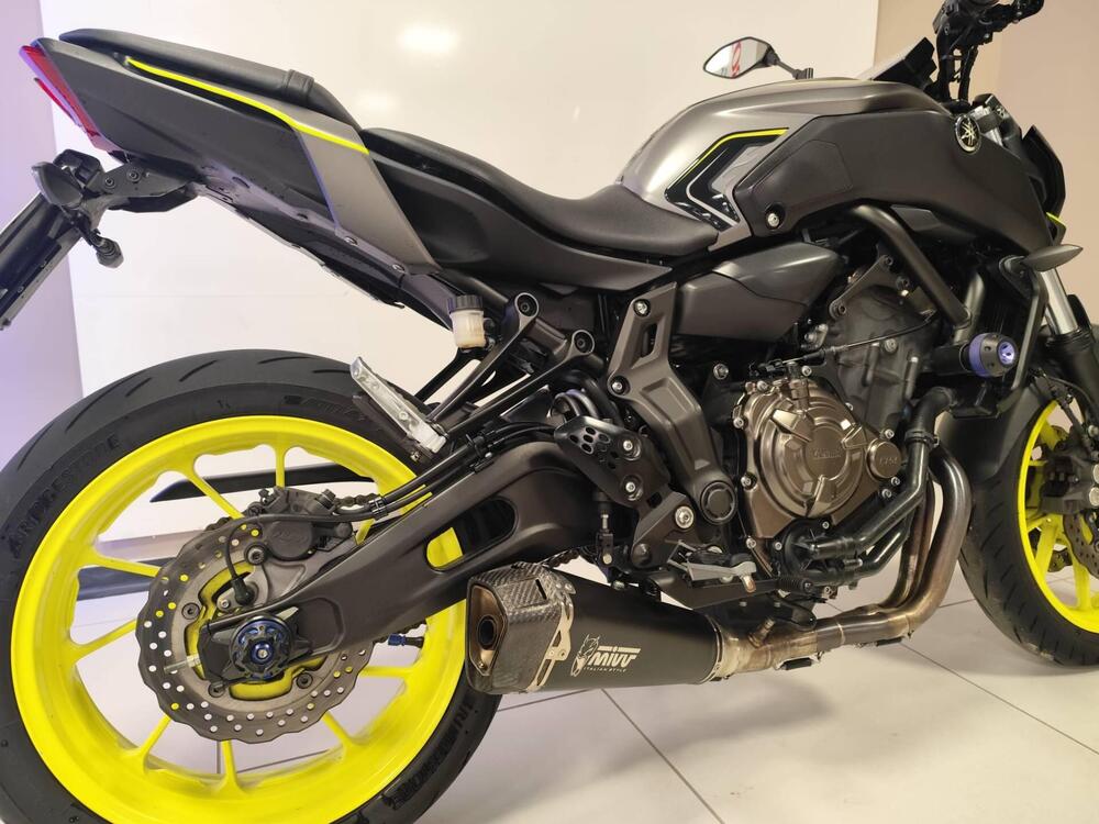 Yamaha MT-07 (2018 - 20) (2)