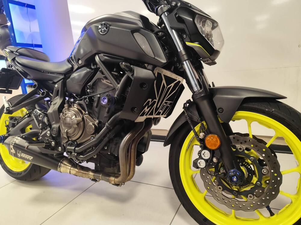 Yamaha MT-07 (2018 - 20) (3)