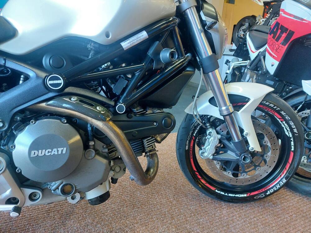 Ducati Monster 696 Plus (2007 - 14) (4)