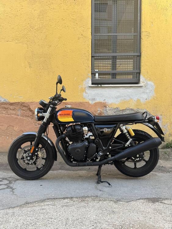 Royal Enfield Interceptor 650 (2021 - 25)