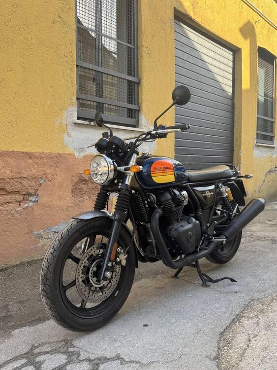 Royal Enfield Interceptor 650 (2021 - 25) (2)