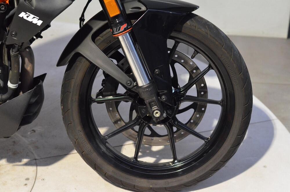 KTM 390 Duke (2021 - 23) (4)