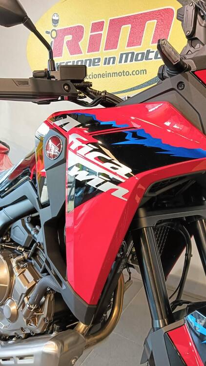 Honda Africa Twin CRF 1100L (2024 - 25) (4)