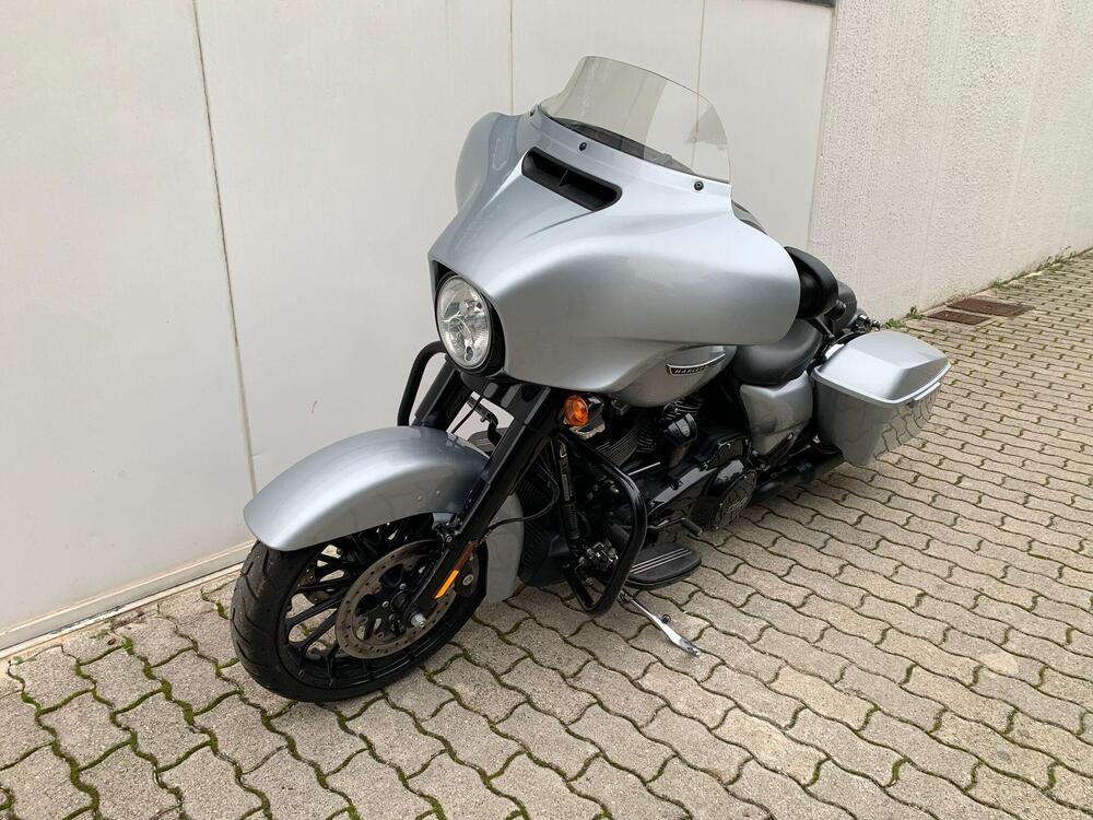 Harley-Davidson 114 Street Glide Special (2019 - 20) - FLHXS (4)