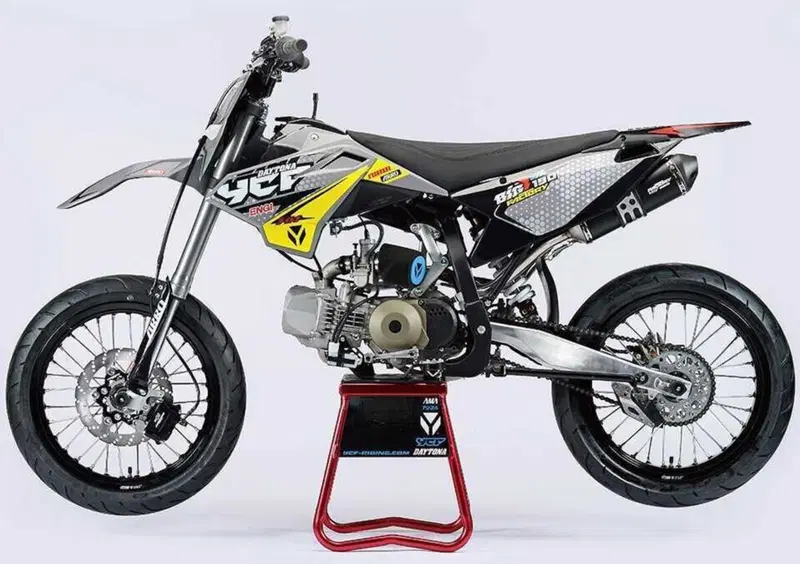 YCF SM 190 SM 190 (2022 - 23) (2)
