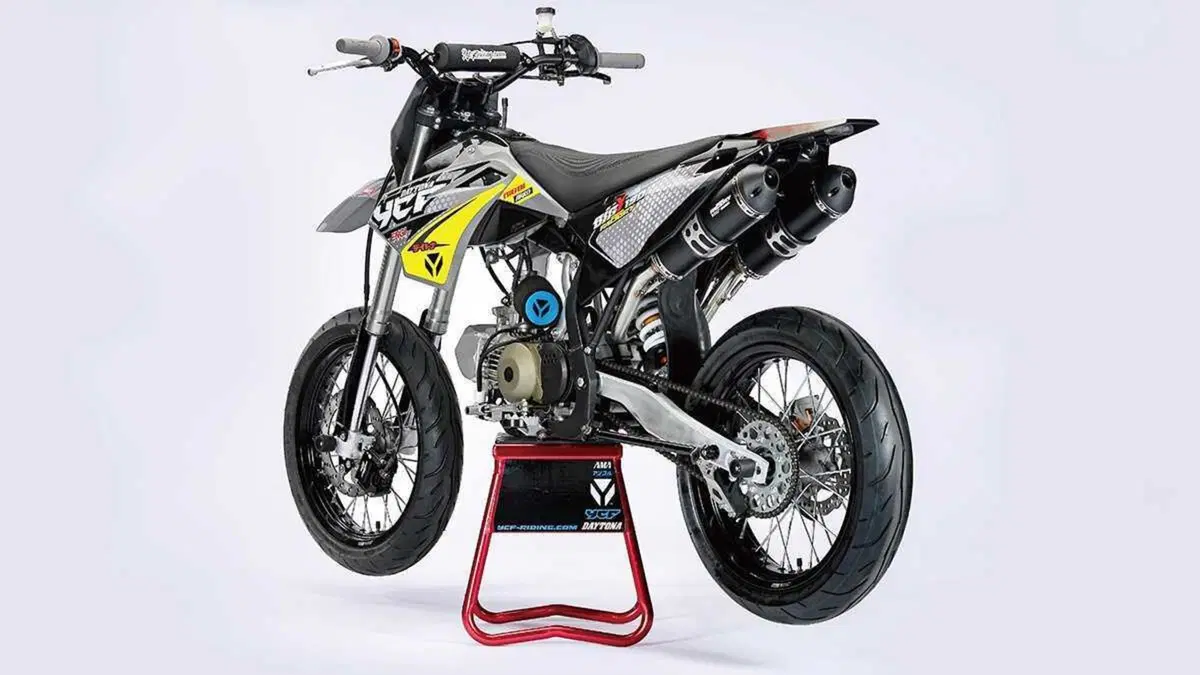 YCF SM 190 SM 190 (2022 - 23) (3)