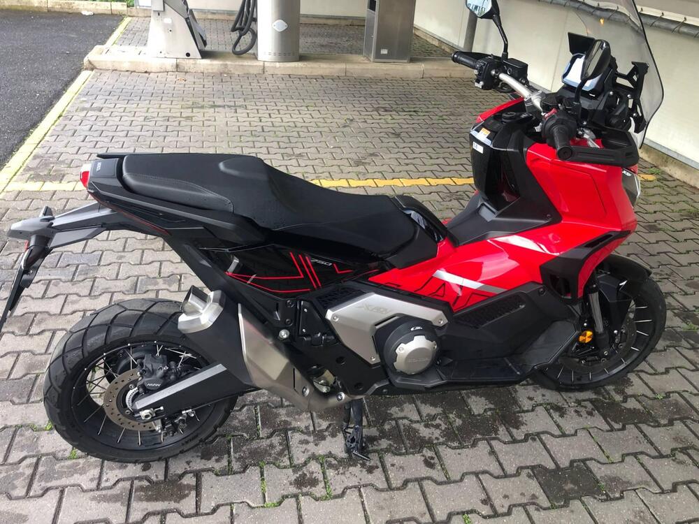 Honda X-ADV 750 DCT (2021 - 24) (4)