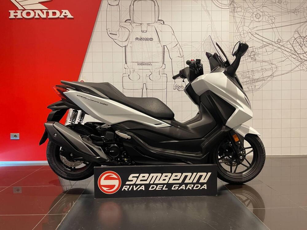 Honda Forza 350 (2025)