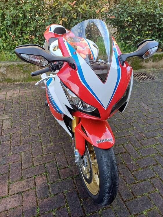 Honda CBR 1000 RR Fireblade SP (2014 - 16) (2)