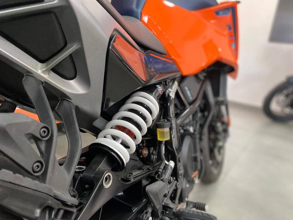 KTM 125 Duke (2024 - 25) (5)