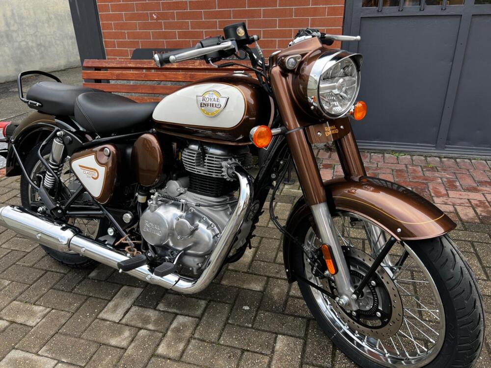 Royal Enfield Classic 350 (2021 - 25) (2)