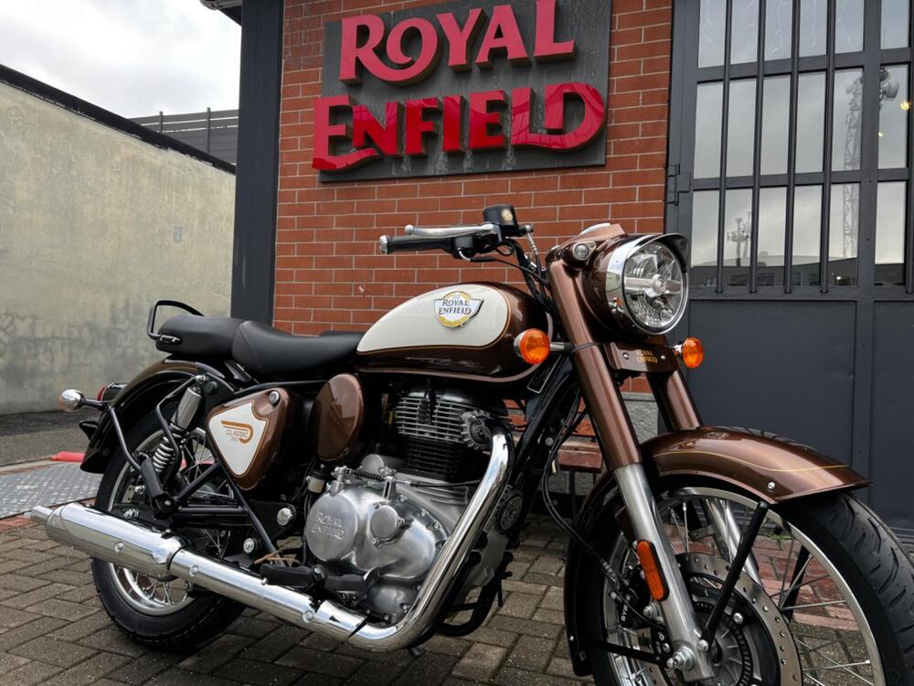 Royal Enfield Classic 350 (2021 - 25) (3)