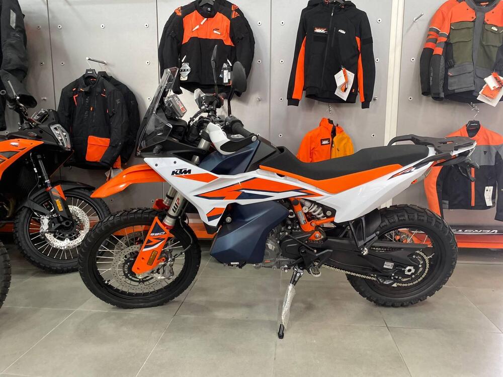 KTM 890 Adventure R (2025) (3)