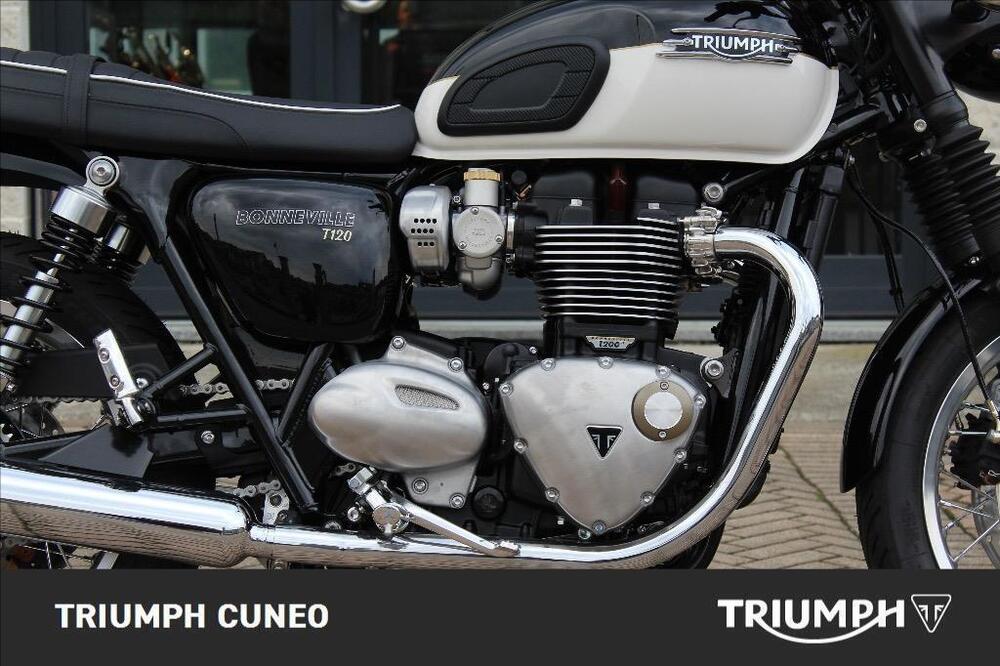 Triumph Bonneville T120 (2021 - 25) (4)