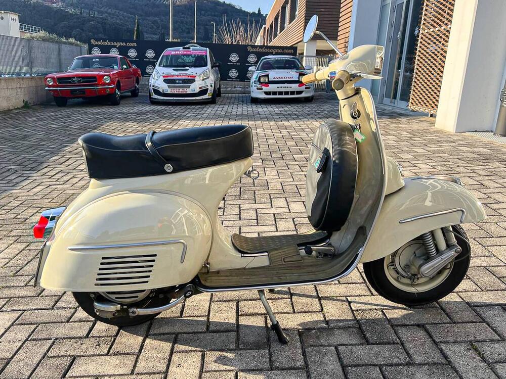 Piaggio VESPA 150 GL (2)