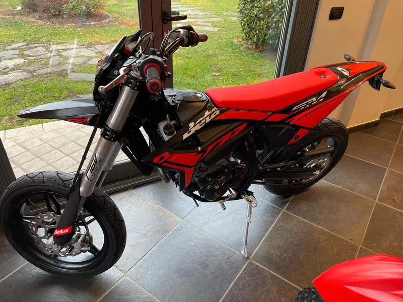 Betamotor RR 125 4T Motard T (2025 - 26) (2)