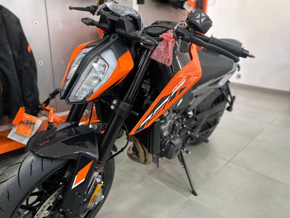 KTM 790 Duke (2025) (5)