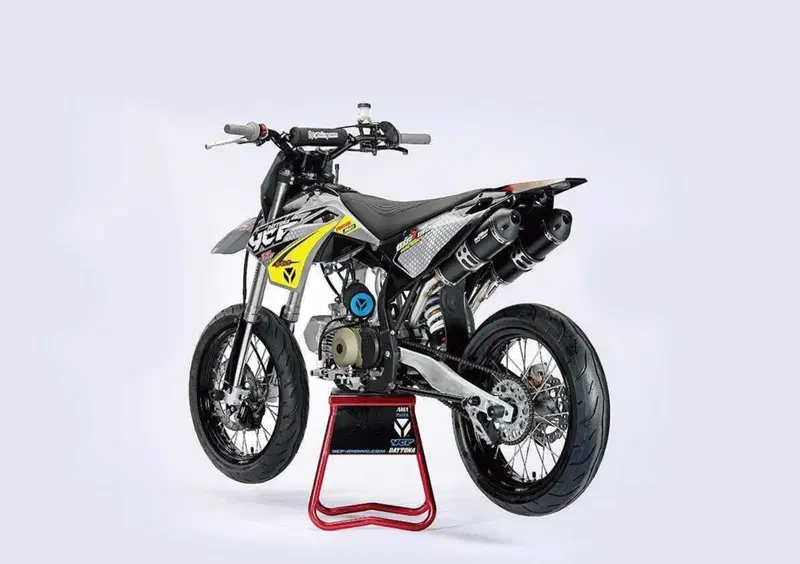 YCF Bigy SM 190 Bigy SM 190 (2024 - 25) (4)