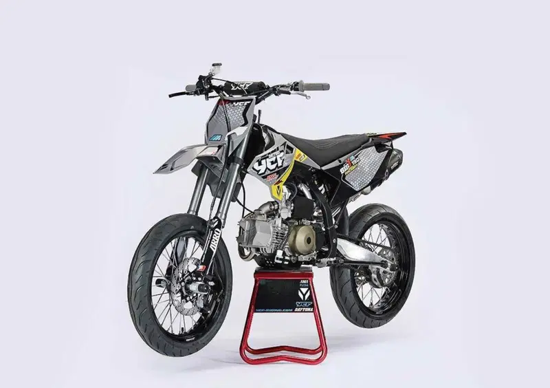 YCF Bigy SM 190 Bigy SM 190 (2024 - 25) (6)
