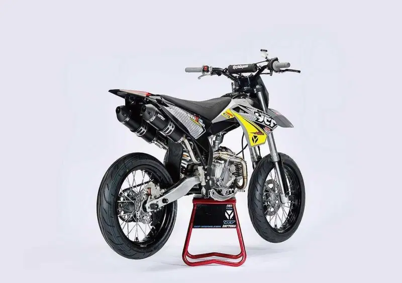 YCF Bigy SM 190 Bigy SM 190 (2024 - 25) (3)