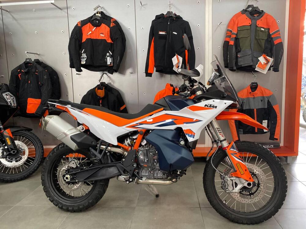 KTM 890 Adventure R (2025)