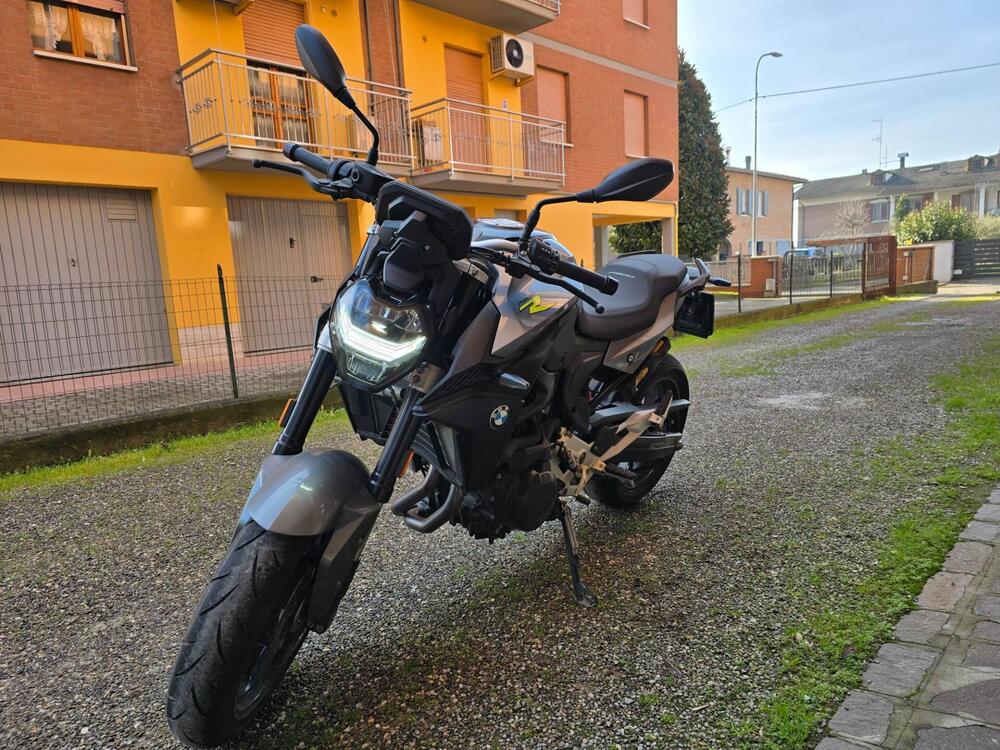 Bmw F 900 R (2021 - 24) (3)